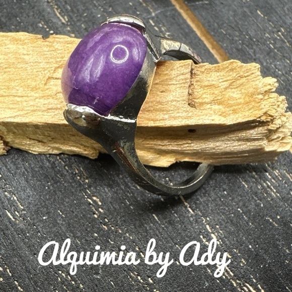 Purple Jade Victorian silver gem ring - Picture 1 of 5